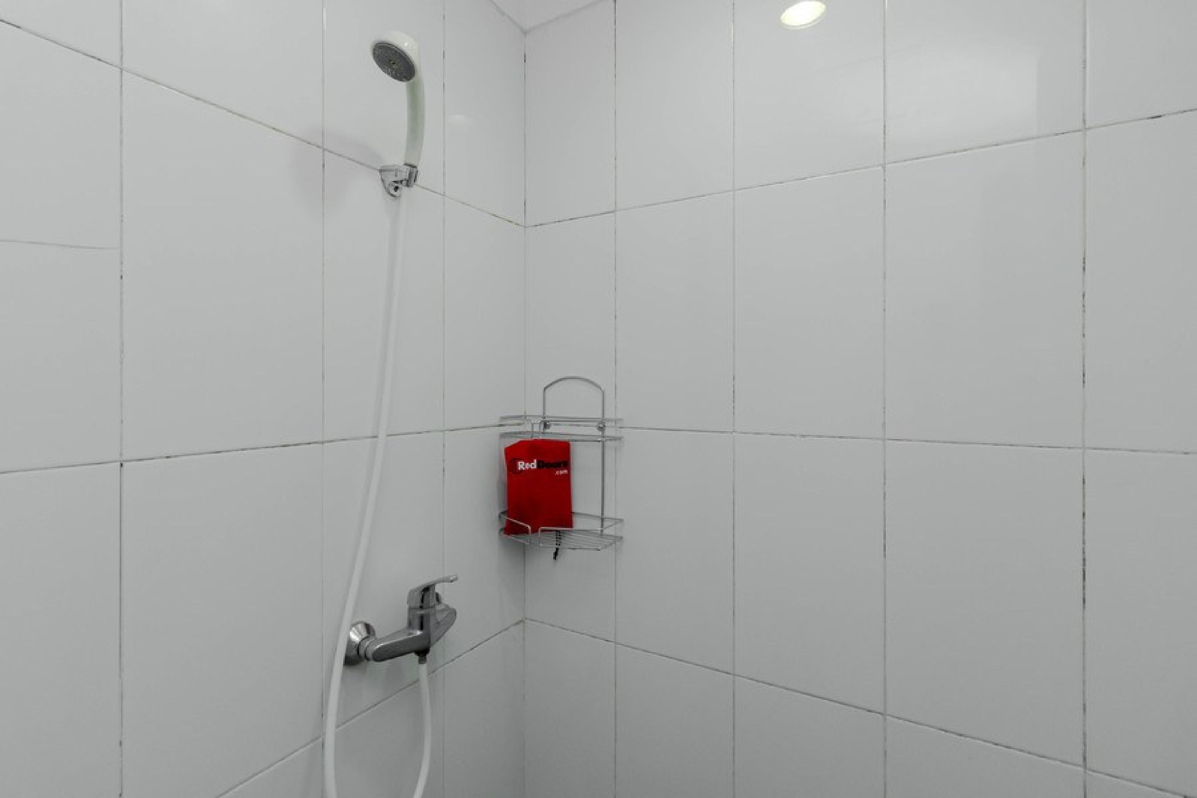 Reddoorz Plus @ Pasar Baru Jakarta Exteriör bild